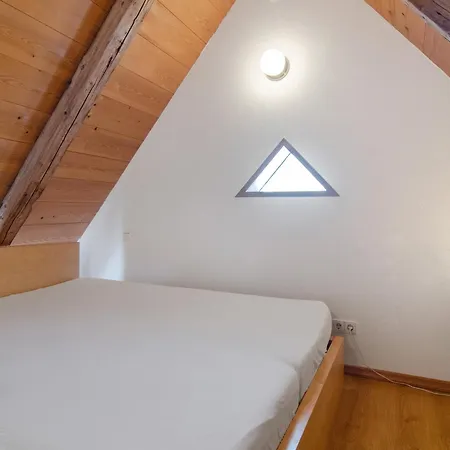 Altes Schulhaus * Heiligenborn