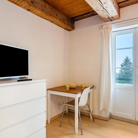 アパート Altes Schulhaus *