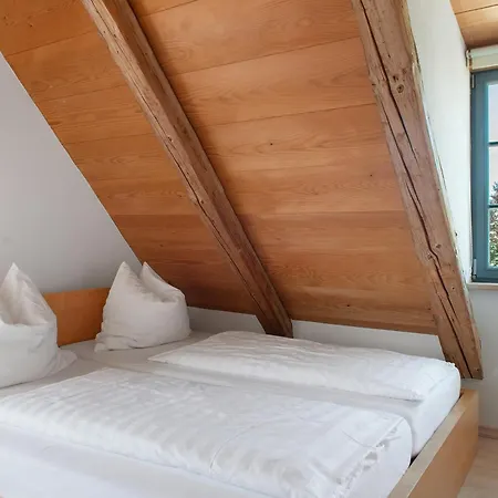 Altes Schulhaus Apartman *