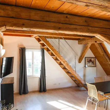 Altes Schulhaus Apartman *